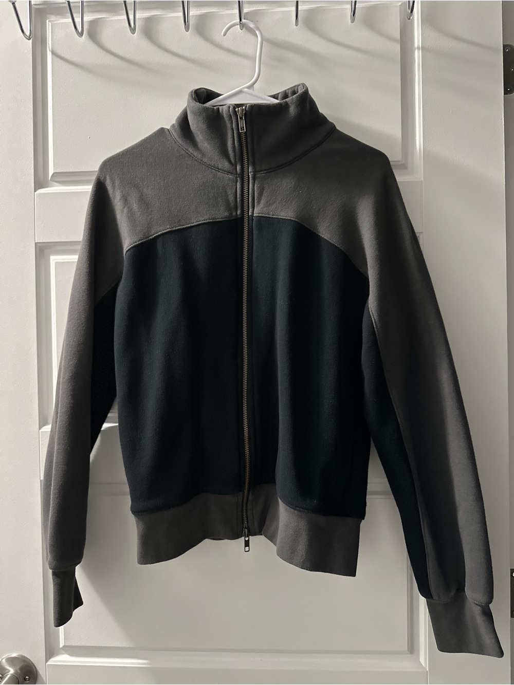 Oak+Fort Zip Up Size M